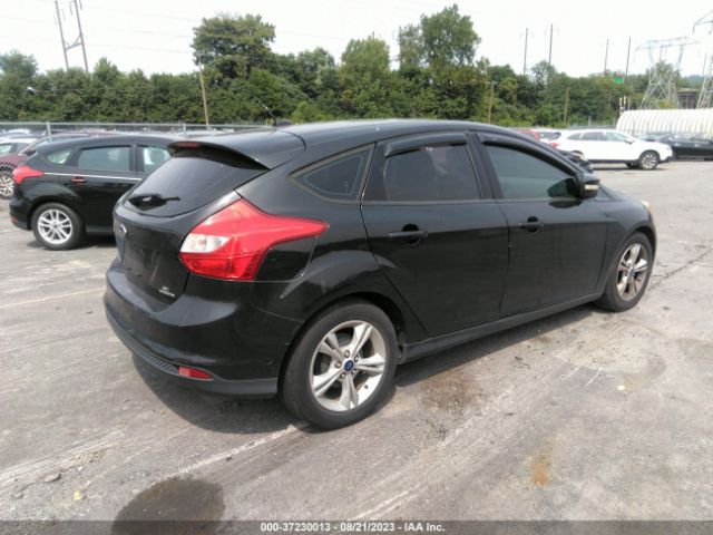 1FADP3K29EL460444 Ford FOCUS SE
