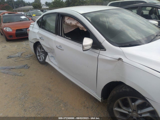 2015 NISSAN SENTRA SR VIN: 3N1AB7AP2FY234452