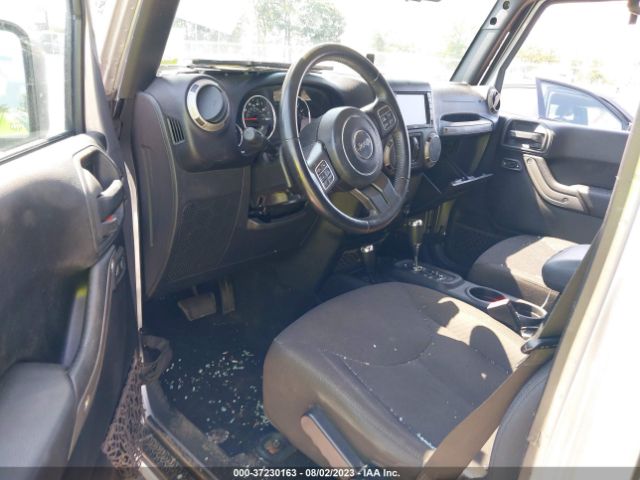 1C4HJWDGXHL552397 Jeep Wrangler Unlimited Sport