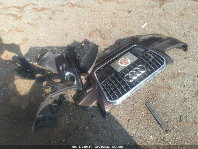 WA1LFAFP1EA085609 Audi Q5 Premium Plus