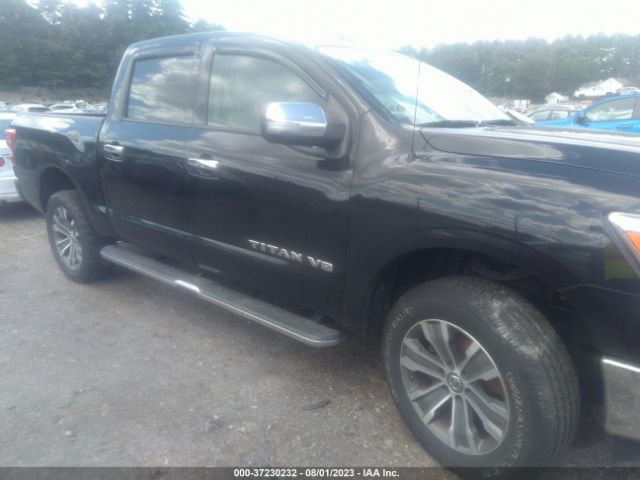 1N6AA1E54JN527018 Nissan Titan Sl