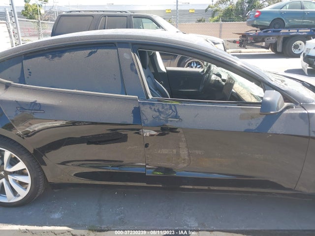 2020 Tesla 3, VIN: 5YJ3E1EB3LF711745