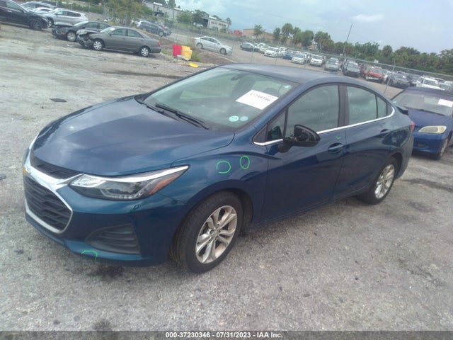 Chevrolet CRUZE LT 2019 1G1BE5SM8K7119487 Image 2