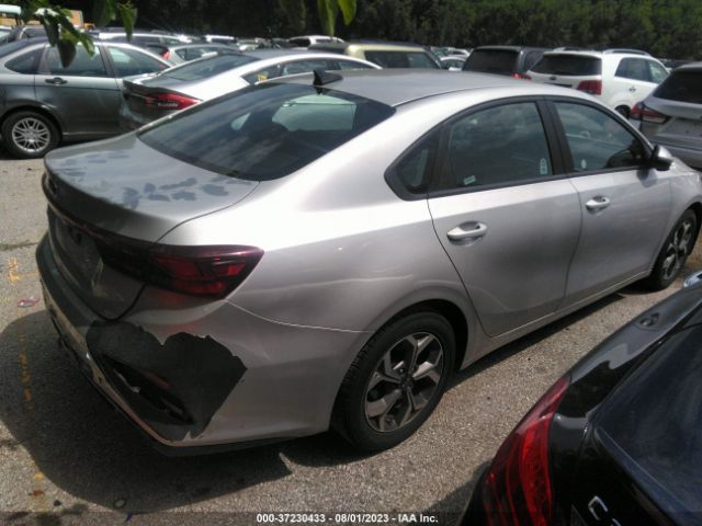 3KPF24AD3ME338339 KIA Forte Lxs