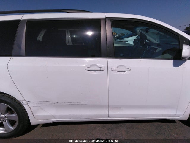 2012 TOYOTA SIENNA LE VIN: 5TDKK3DC7CS263774