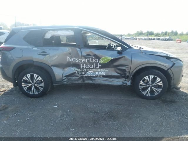 5N1AT3BB5MC696530 Nissan ROGUE SV