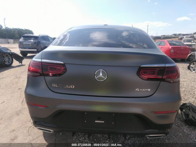 W1N0J8EB4NG097667 Mercedes-Benz Glc Glc 300