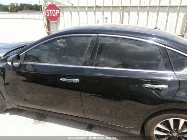 1N4AL3AP8JC214068 Nissan Altima 2.5 Sl