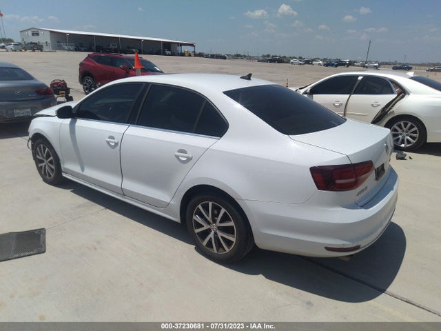 3VWDB7AJ9HM232551 Volkswagen Jetta 1.4t Se