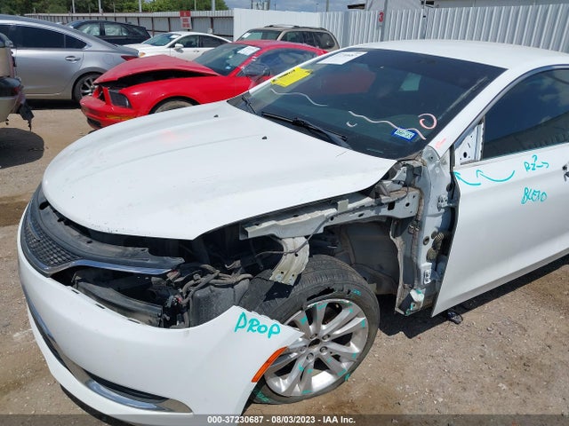 Chrysler 200 Limited 2016 1C3CCCAB6GN123714 Image 6