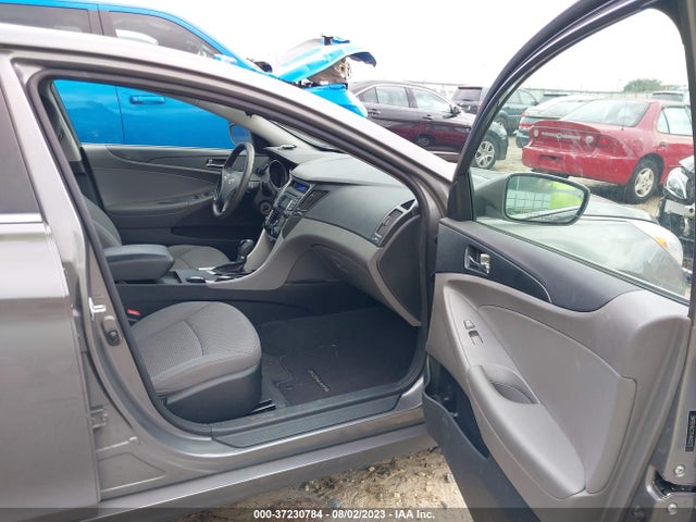 37230784 :رقم المزاد ، 5NPEB4AC1CH445225 vin ، 2012 Hyundai Sonata Gls مزاد بيع