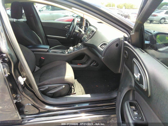 1C3CCCAB1FN529852 Chrysler 200 Limited