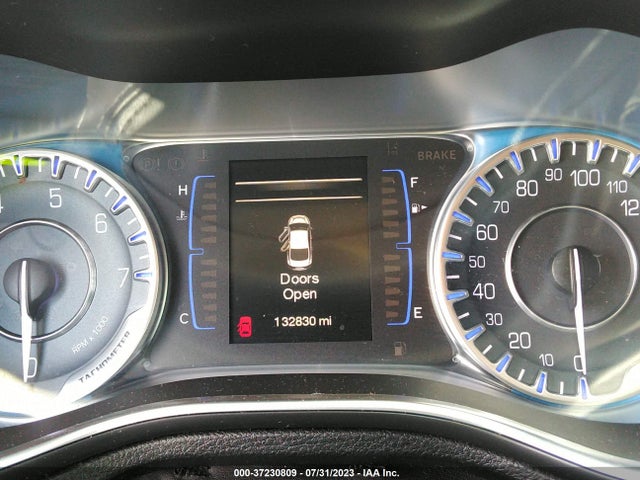 1C3CCCAB1FN529852 Chrysler 200 Limited