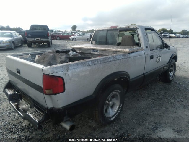 1994 CHEVROLET S TRUCK S10 VIN: 1GCCS14Z4R8192026