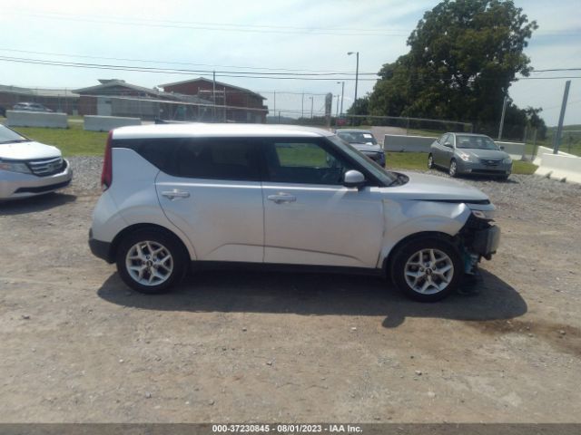 KNDJ23AU8M7781994 KIA SOUL S