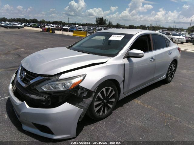 1N4AL3AP2JC175073 Nissan Altima 2.5 Sl