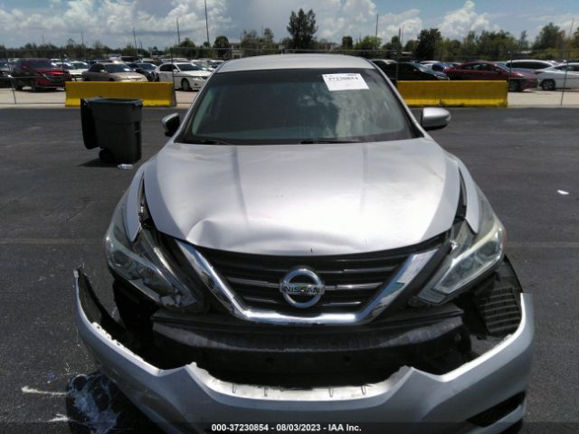 1N4AL3AP2JC175073 Nissan Altima 2.5 Sl