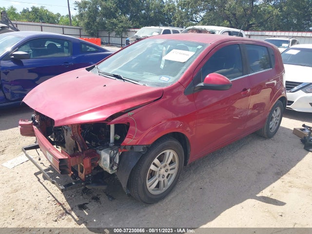 Chevrolet SONIC LT 2016 1G1JC6SH6G4123198 Image 2