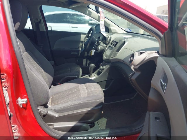 Chevrolet SONIC LT 2016 1G1JC6SH6G4123198 Image 5