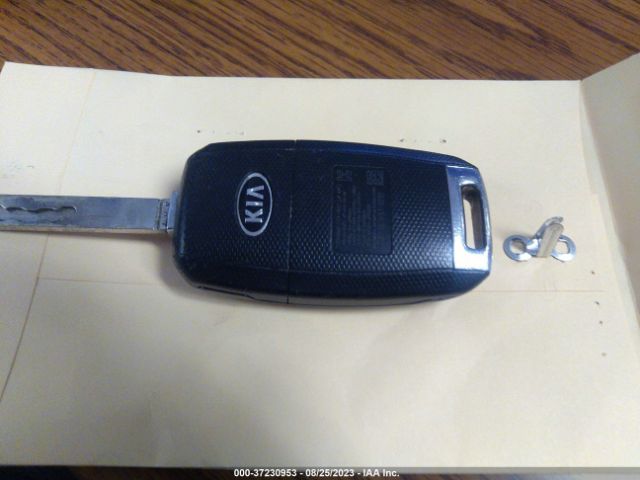 5XXGT4L30GG020373 KIA Optima Lx
