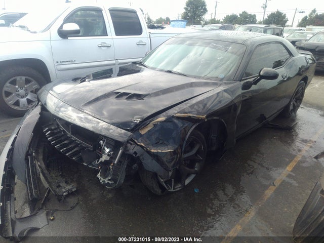 Dodge Challenger Sxt Plus 2018 2C3CDZAG7JH131686 Image 2