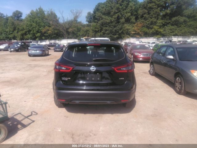 JN1BJ1AW8MW420576 Nissan Rogue Sport S