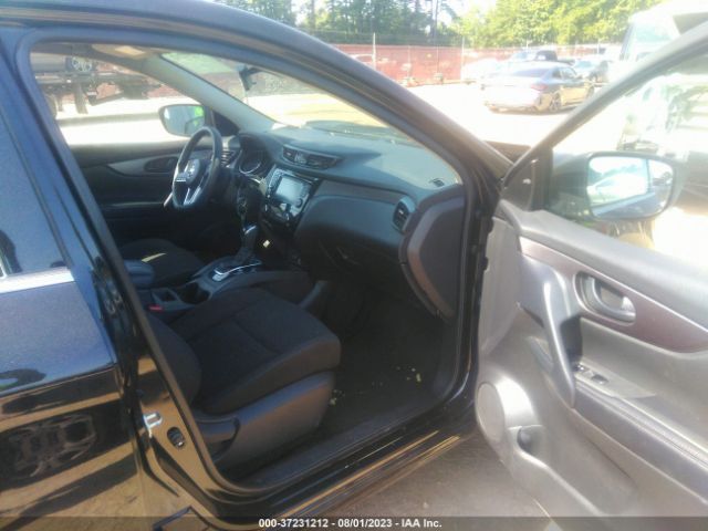 JN1BJ1AW8MW420576 Nissan Rogue Sport S