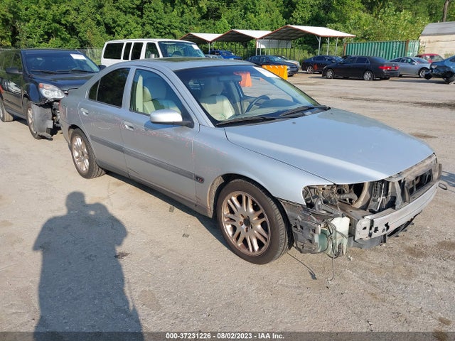 2004 VOLVO S60 VIN: YV1RS59V742320563