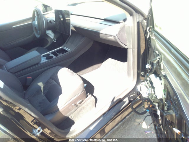 Tesla Model Y Performance 2023 7SAYGDEF4PF595940 Image 12