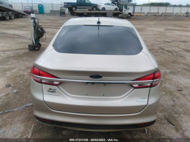 3FA6P0HDXHR264261 Ford FUSION SE