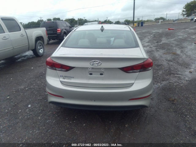 Hyundai ELANTRA SEL 2018 5NPD84LF2JH284253 Image 16