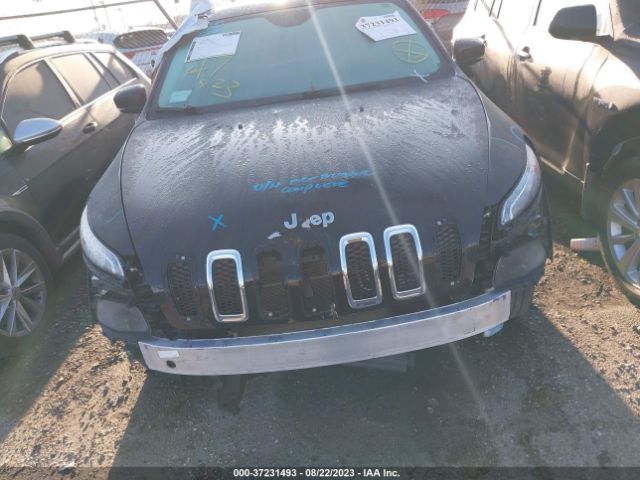 1C4PJLLB2JD557660 Jeep Cherokee Latitude Plus
