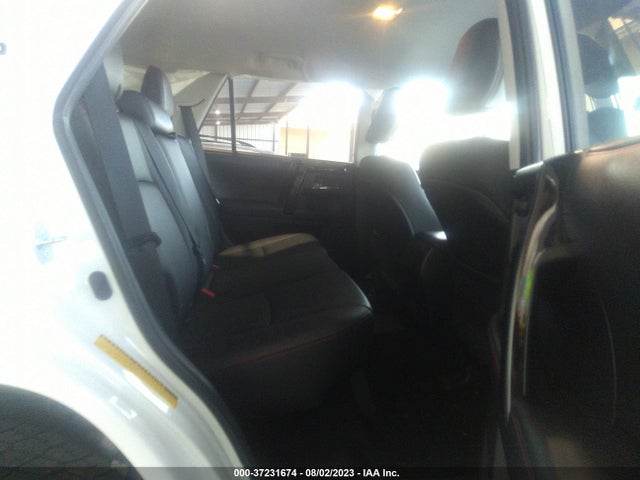 Toyota 4RUNNER SR5 2018 JTEBU5JR4J5505692 Image 14