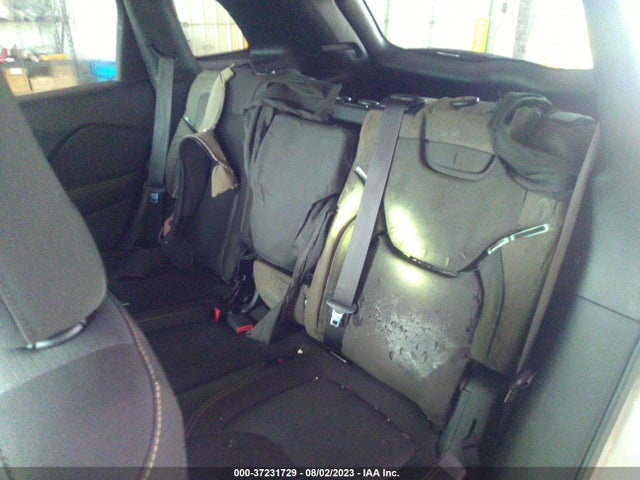 1C4PJMCB9HW565615 Jeep Cherokee Latitude 4x4