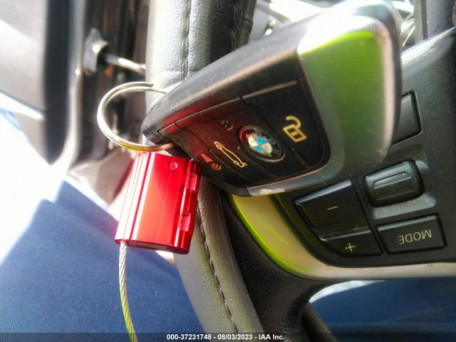 WBXHU7C35HP925417 BMW X1 Sdrive28i