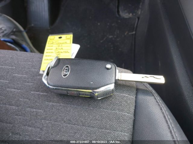 KNDEUCA24M7143980 KIA SELTOS S