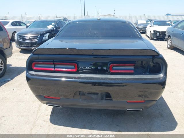 2C3CDZAG4JH236234 Dodge Challenger Sxt