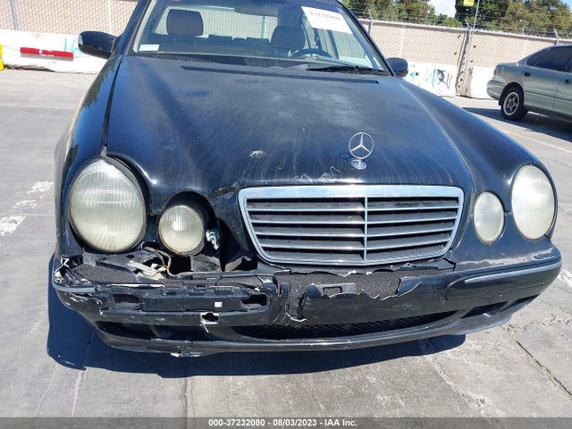 2000 MERCEDES-BENZ E-CLASS VIN: WDBJF65J9YB105819