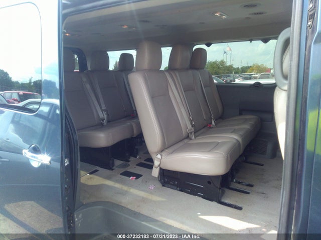 2018 Nissan NV, VIN: 5BZAF0AA6JN852948