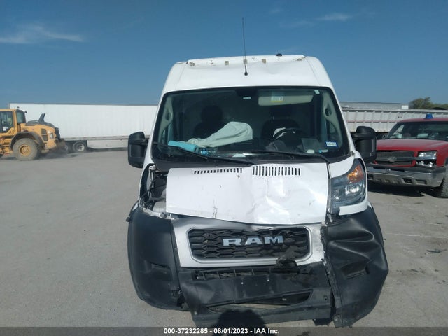 3C6TRVCG9KE521499 RAM Promaster Cargo Van