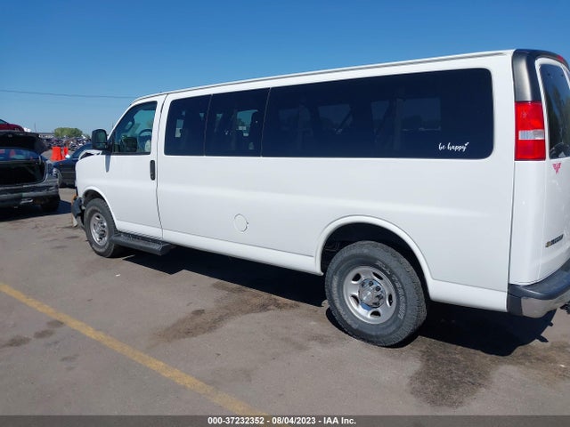 2019 CHEVROLET EXPRESS PASSENGER LT VIN: 1GAZGPFG8K1195528