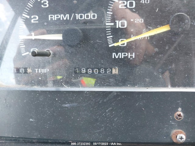 2002 WORKHORSE CUSTOM CHASSIS FORWARD CONTROL CHASSIS P4500 VIN: 5B4HP42R023355534