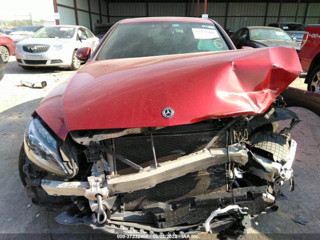 55SWF4JB5JU252652 Mercedes-Benz C-class C 300