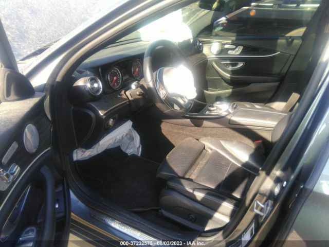 WDDZF4JBXKA552332 Mercedes-Benz E-class E 300