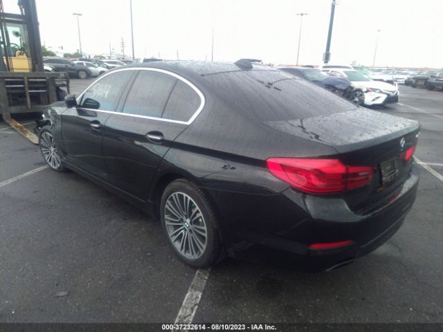 WBAJE5C53JWA94156 BMW 5 Series 540i