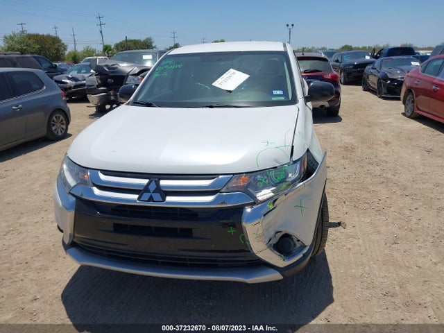 2016 MITSUBISHI OUTLANDER ES VIN: JA4AD2A38GZ032241