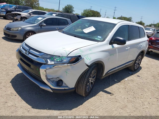 2016 MITSUBISHI OUTLANDER ES VIN: JA4AD2A38GZ032241