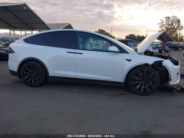 7SAXCDE55NF350026 Tesla MODEL X