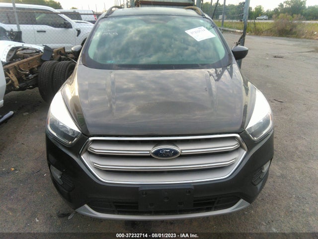 Продажа на аукционе авто 2018 Ford Escape Se, vin: 1FMCU0GD0JUB75364, номер лота: 37232714