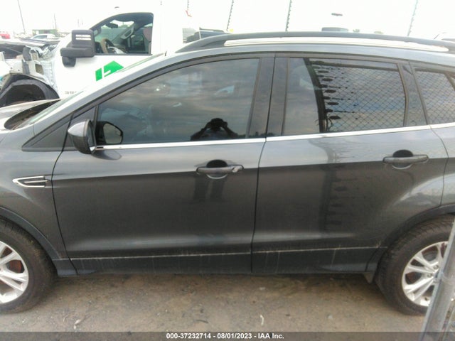 Продажа на аукционе авто 2018 Ford Escape Se, vin: 1FMCU0GD0JUB75364, номер лота: 37232714
